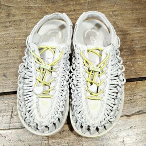 Keen Sz 7.5 UNEEK Sandals Bungee Cord Hiking Water Shoes 1014640 Gray